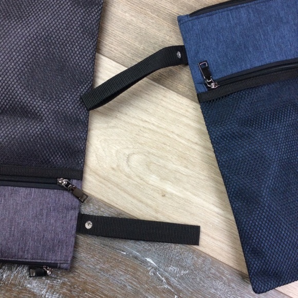 Mrs. Muffet Waterproof and Reusable Bags - Picture 5 of 5